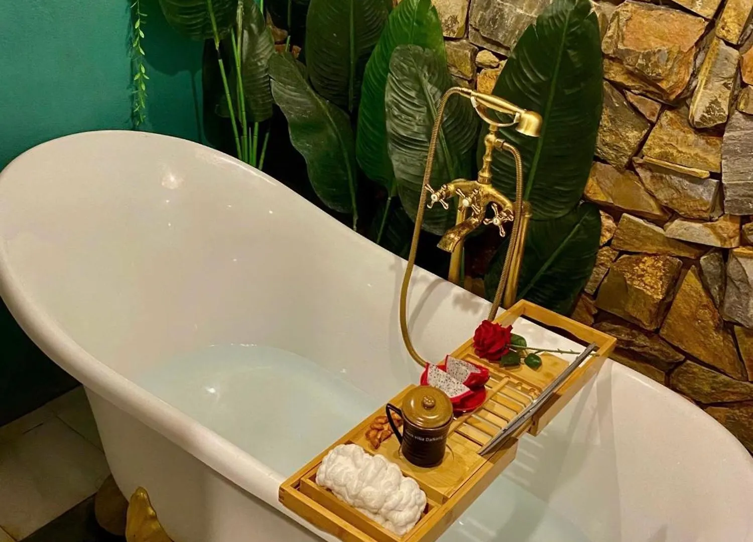 Coco Villa 2 - Near Sea - 2Beds - Pickup Airport Service Da Nang Vietnam